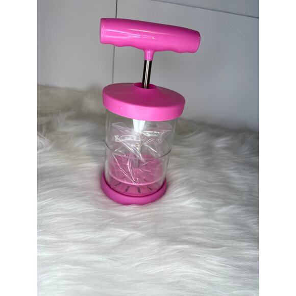 Pampered Chef Whipped Cream Maker 1797 - Pink - Picture 2 of 4